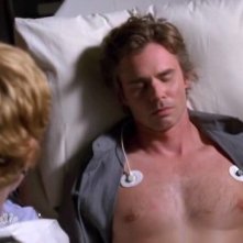 Sam Trammel in una scena di Things to Do in Phoenix When You're Dead, secondo episodio della quinta stagione di Medium