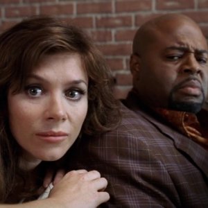 Anna Friel e Chi Mc Bride in una scena dell'episodio 'Il dono della vita' della serie tv Pushing Daisies
