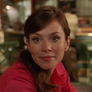 Anna Friel nell'episodio 'Dolcetto o scherzetto?' della serie tv Pushing Daisies