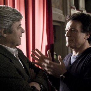 Jean Sorel e Massimo Ranieri in una scena del film L'ultimo Pulcinella