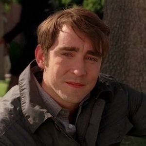 Lee Pace in un momento dell'episodio 'Il super cane' della serie tv Pushing Daisies