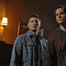Jared Padalecki E Jensen Ackles In Una Scena Dell Episodio Death Takes A Holiday Di Supernatural 107154