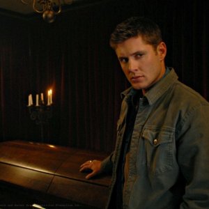 Jensen Ackles nell'episodio Death Takes a Holiday di Supernatural