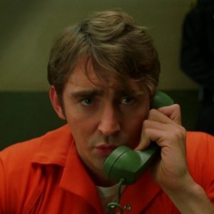 Ned, interpretato da Lee Pace, è stato accusato di omicidio nell'episodio 'Amare Delizie' della prima stagione di Pushing Daisies