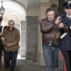 Ricky Tognazzi ed Enzo Iacchetti in un'immagine del film L'ultimo crodino