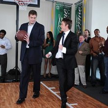 Robert Buckley nell'episodio ' Chapter Fourteen: Let the Games Begin ' della serie tv Lipstick Jungle