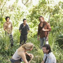 Il gruppo nella foresta nell'episodio LaFleur di Lost