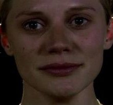 Katee Sackhoff in una scena dell'episodio 'Islanded in a Stream of Stars' della quarta stagione di Battlestar Galactica