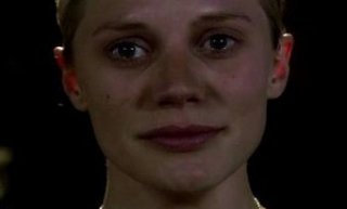 Katee Sackhoff in una scena dell'episodio 'Islanded in a Stream of Stars' della quarta stagione di Battlestar Galactica