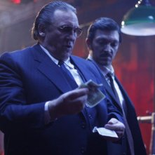 Gérard Depardieu e Vincent Cassel in una scena del film Nemico pubblico n°1 - L'istinto di morte