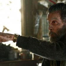 John Glover in una scena dell'episodio Shades of Gray da Heroes