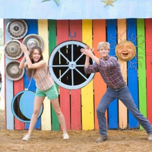 Miley Cyrus e Lucas Till in un'immagine di Hannah Montana: The Movie