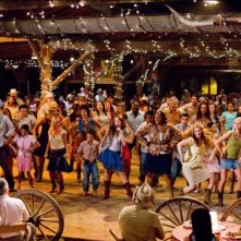 Miley Cyrus in una scena del film Hannah Montana: The Movie