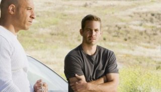 Vin Diesel e Paul Walker in una sequenza del film Fast and Furious - Solo parti originali