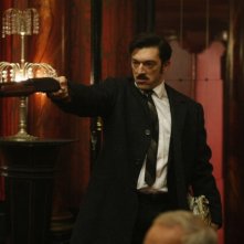 Vincent Cassel è il gangster Jacques Mesrine nel film Nemico pubblico n°1 - L'istinto di morte