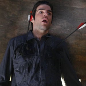 Zachary Quinto in una scena di Shades of Gray da Heroes
