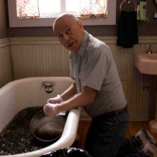 Alan Arkin è Joe nel film Sunshine Cleaning