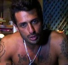 Fabrizio Corona durante il reality La Fattoria 4