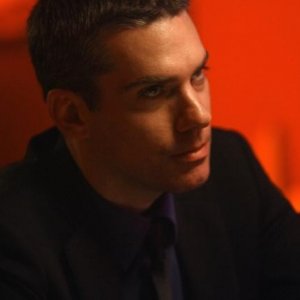 Glenn Fitzgerald nell'episodio 'The Facts' della serie tv Dirty Sexy Money