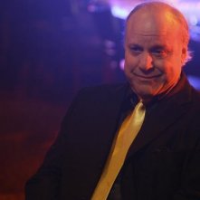 Louis Giambalvo nell'episodio 'The Facts' della serie tv Dirty Sexy Money