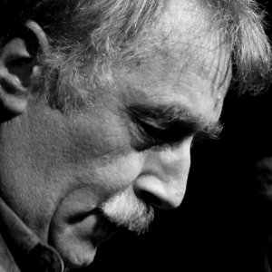 Un primo piano di Corrado Taranto