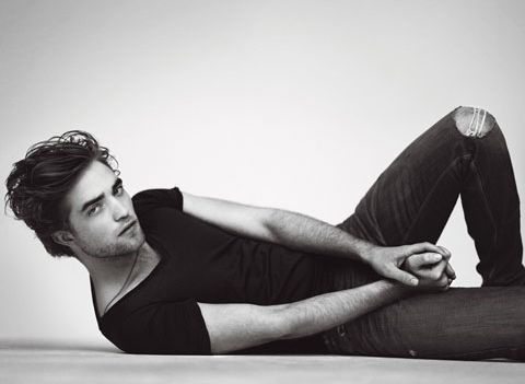 Robert Pattinson Posa Per Il Magazine Gq 108362