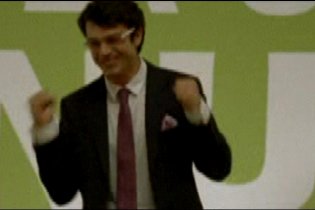 Diverso da chi? - Clip 1