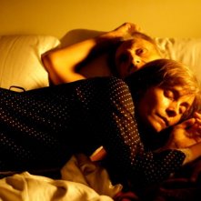 Galatea Ranzi e Roberto Herlitzka in una sequenza del film Aria