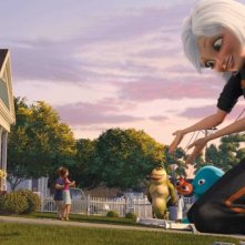 I signori Murphy vengono presentati a The Missing Link, il Dr. Cockroach e B.O.B. dalla loro figlia Susan, ora conosciuta come Ginormica, in un'immagine del film d'animazione Mostri contro Alieni