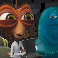Il Dr. Cockroach e B.O.B. in un'immagine del film d'animazione Mostri contro Alieni