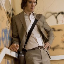 Mark-Paul Gosselaar nella serie Avvocati a New York