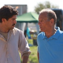 Pierfrancesco Favino ed Alberto Negrin sul set della fiction Pane e libertà