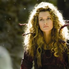 Natascha McElhone in una scena del film Moonacre: I segreti dell'ultima luna