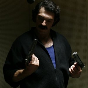 Vincent Cassel è il protagonista del film Nemico pubblico n°1 - L'ora della fuga