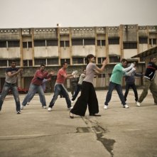 Kasia Smutniak e i detenuti della Casa Circondariale 'Lorusso e Cutugno' di Torino in una scena del film Tutta colpa di Giuda