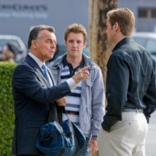 Ray Wise, Bret Harrison ed Armie Hammer in una scena dell'episodio The Favorite di Reaper