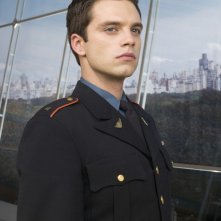 Sebastian Stan in una foto promozionale della serie Kings