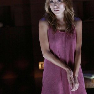 Dichen Lachman in una scena dell'episodio Needs di Dollhouse