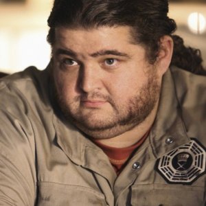 Jorge Garcia in una scena dell'episodio Whatever Happened, Happened di Lost