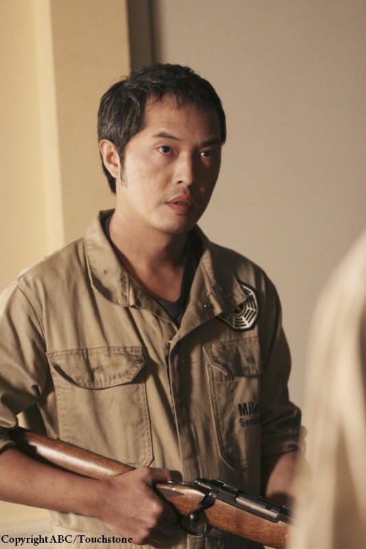 Ken Leung Nell Episodio Whatever Happened Happened Di Lost 109075