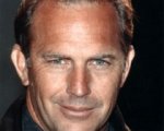 Kevin Costner e Tommy Lee Jones, due businessmen in crisi