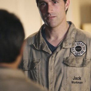 Matthew Fox in una scena dell'episodio Whatever Happened, Happened di Lost