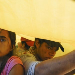 Paulina Gaitan in un'immagine del film Sin Nombre