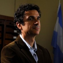 Blas Roca Rey in una scena del film tv Scusate il disturbo