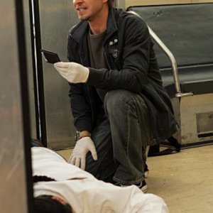 Carmine Giovinazzo in una scena dell'episodio 'Communication Breakdown' della serie tv CSI - New York