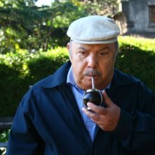 Lino Banfi in una sequenza del film tv Scusate il disturbo