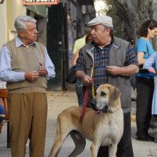 Lino Toffolo e Lino Banfi in una sequenza del film tv Scusate il disturbo