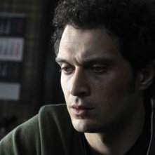 Claudio Santamaria è il protagonista del film Il caso dell'infedele Klara