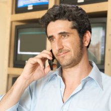 Luca Angeletti in una scena del film Sbirri