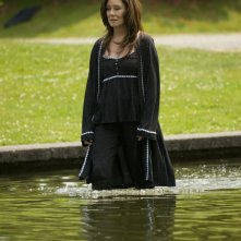 Mary McDonnell in un momento drammatico dell'episodio 'Daybreak: Part 1' dell'ultima stagione di Battlestar Galactica
